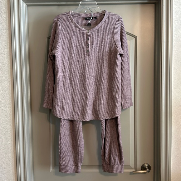 SUSAN GRAVER WEEKEND COLLECTION Pants - SUSAN GRAVER WEEKEND COLLECTION JOGGER SET